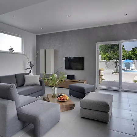 Ferienhaus In With Private Pool